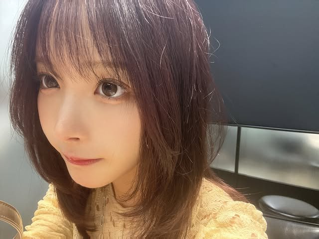 Kana Momonogi AV Queen
