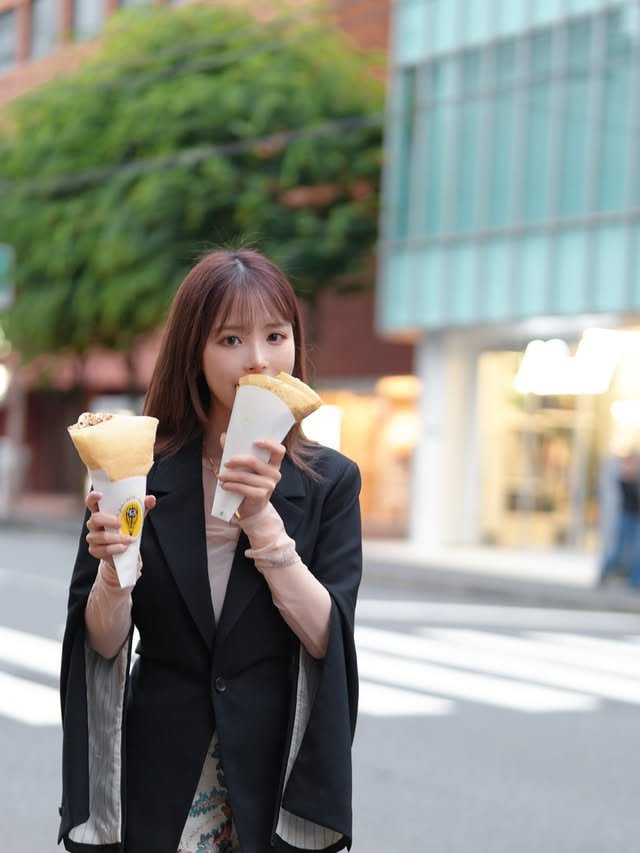 Kana Momonogi AV Queen
