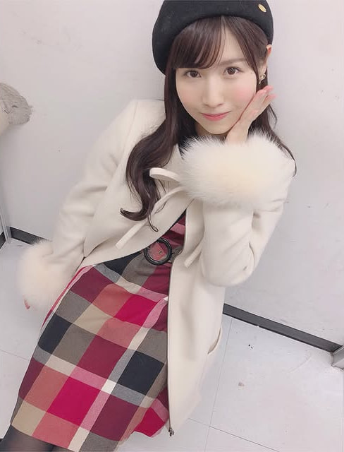 Momo Sakura AV Queen