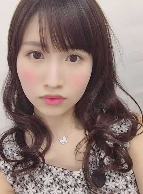 Momo Sakura AV Queen