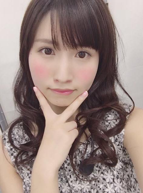 Momo Sakura AV Queen
