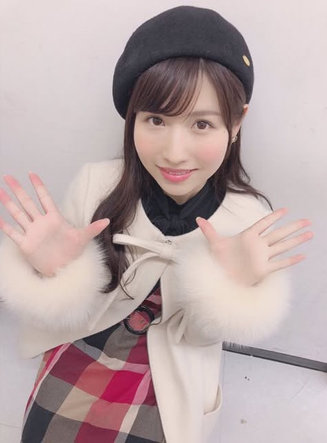 Momo Sakura AV Queen