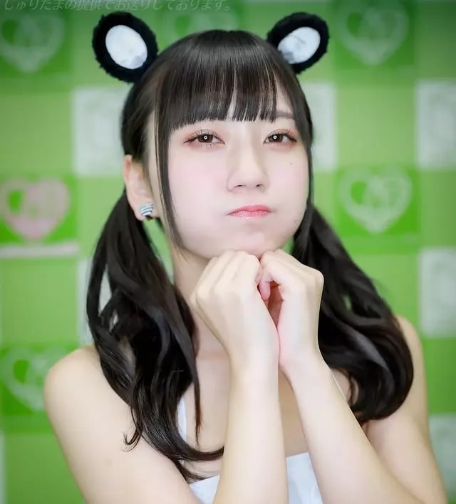 Nanasawa Mia AV Idol