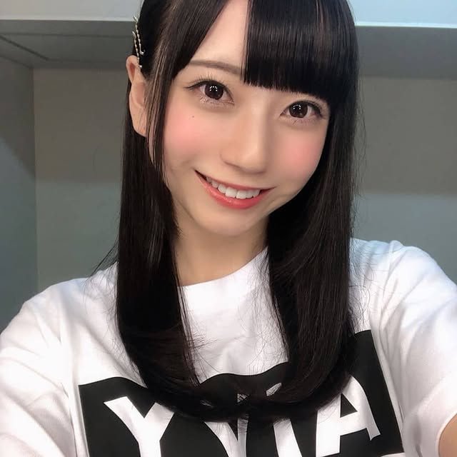 Nanasawa Mia AV Idol