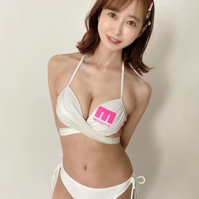 Yu Shinoda AV Goddess