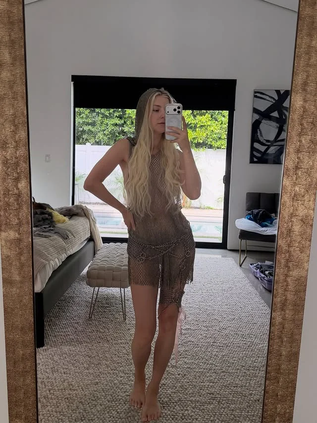 Eva Elfie